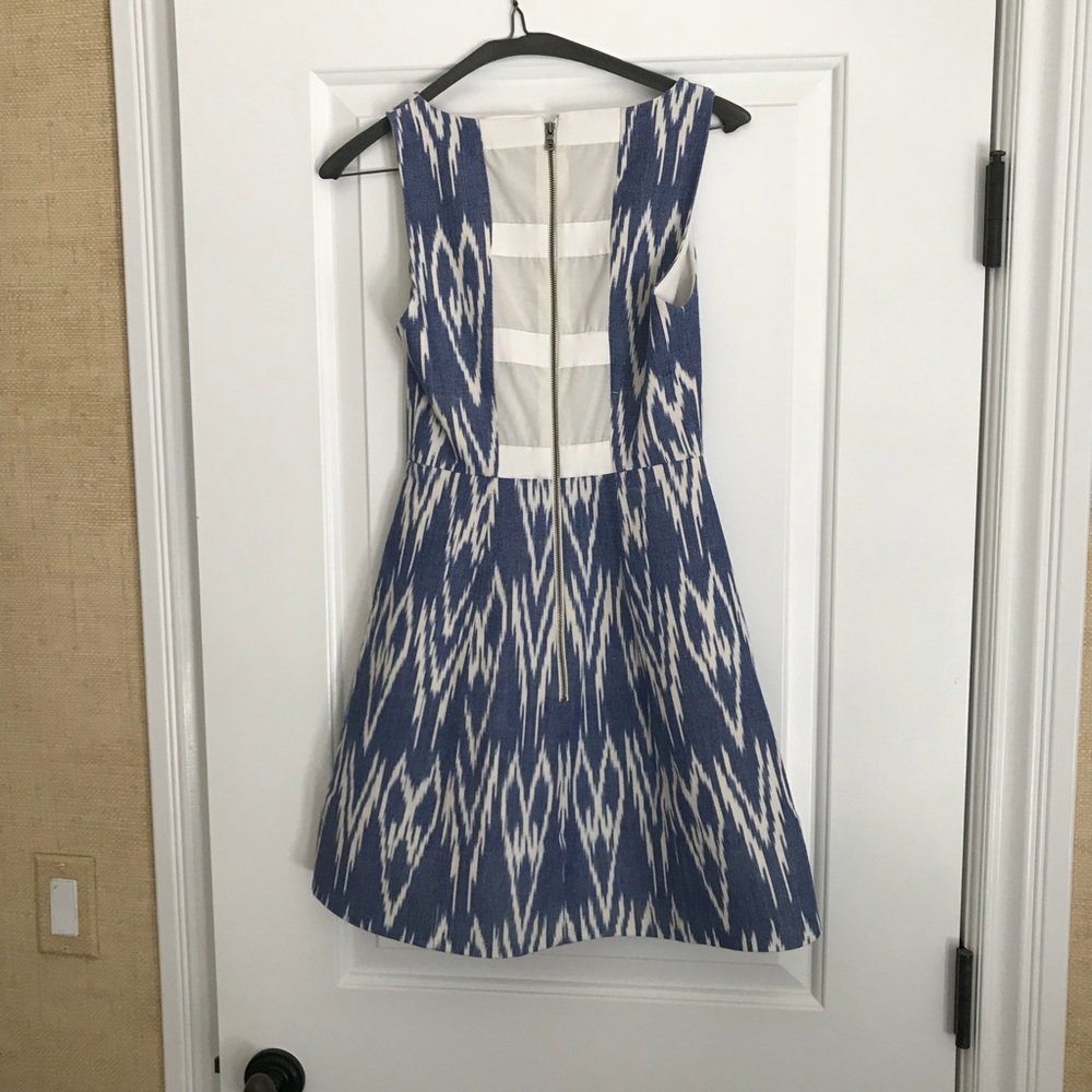 Alice + Olivia Blue Epstein Short Night our dress